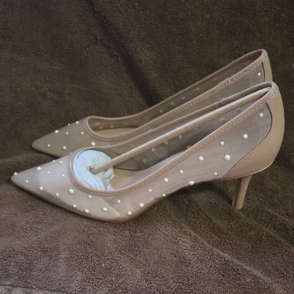 On•34th Women's Tan Heels with Pearl Accents - Picture 3 of 8